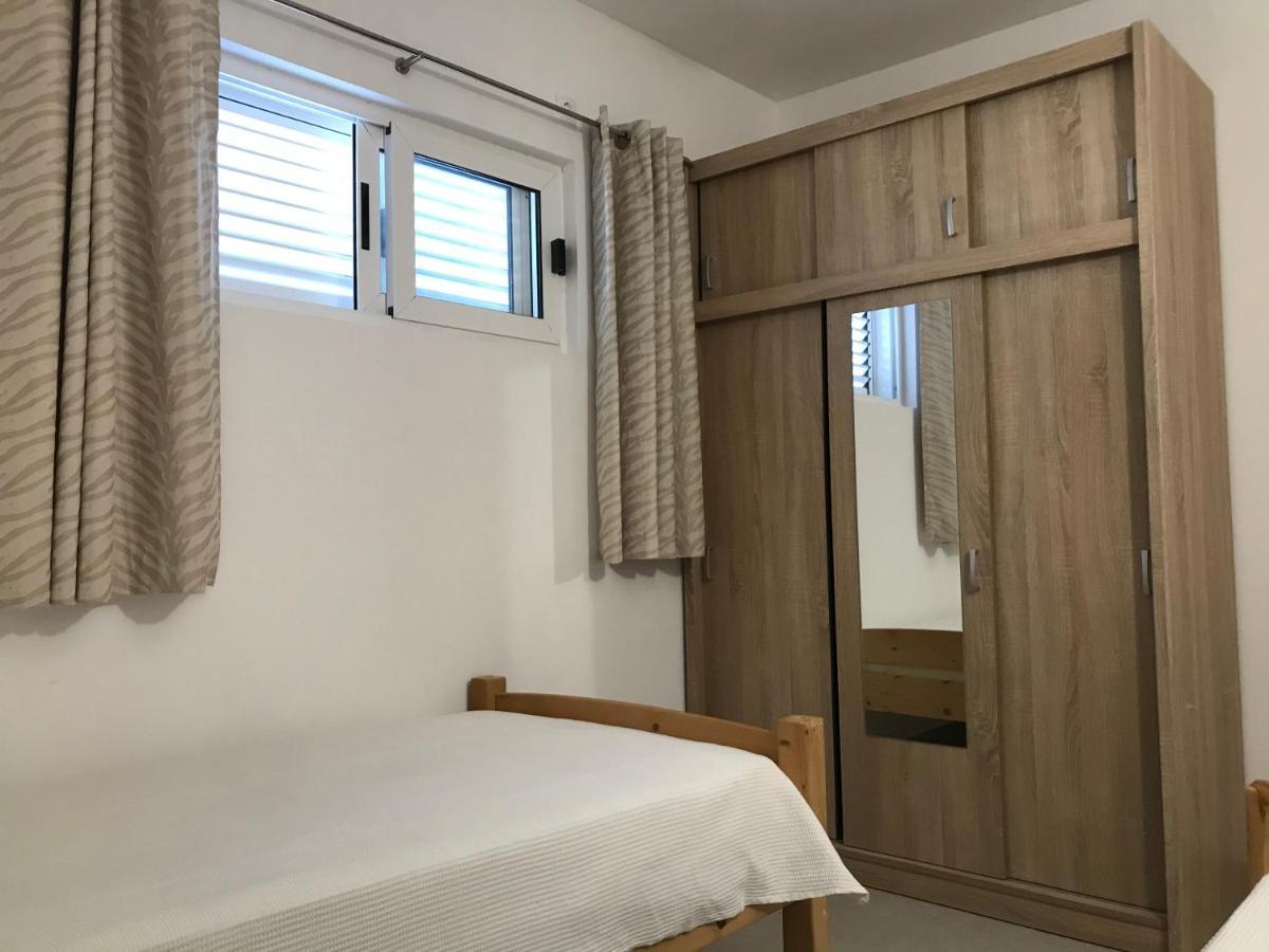 Apartmani Tonko Račišće Екстериор снимка
